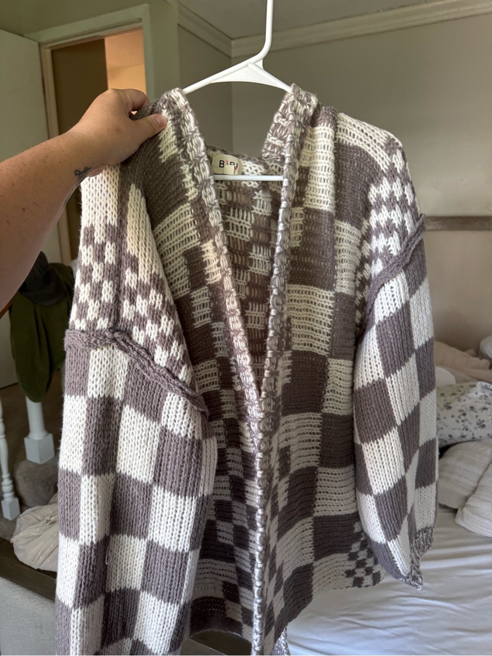 BiBi Checkerboard Open-Front Cardigan - Cream & Taupe